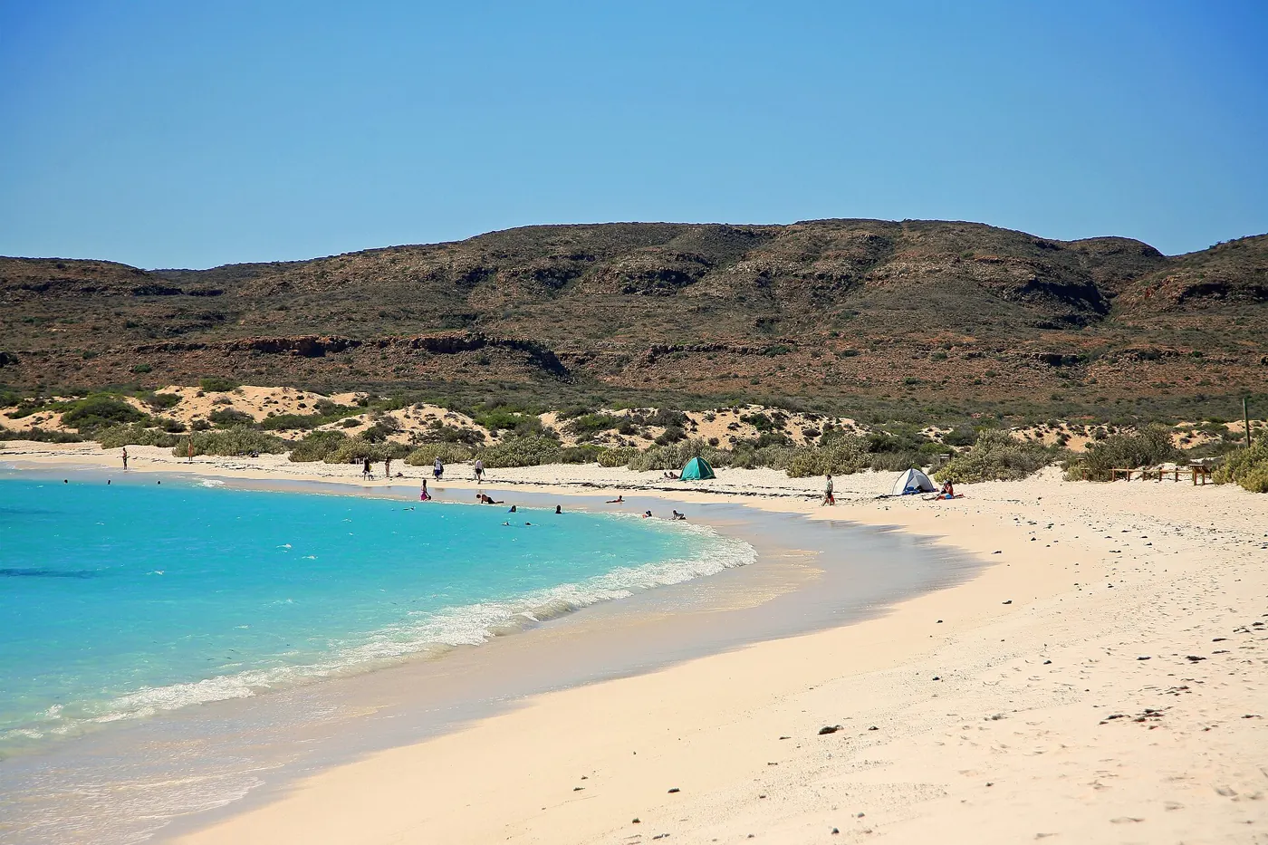 Ein türkisfarbener Strand im Cape Range National Park, Exmouth