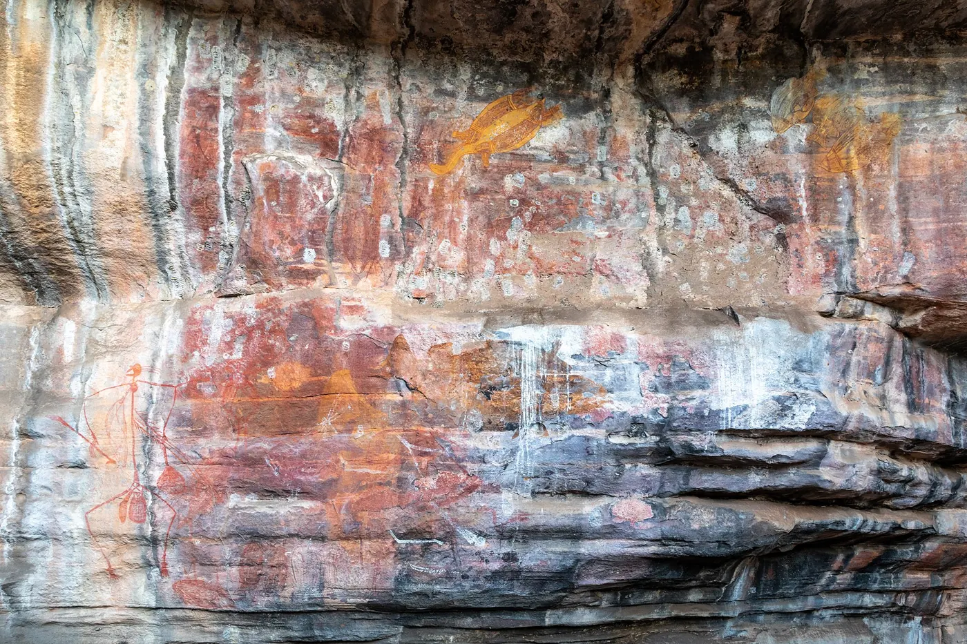 Uralte Felsmalereien im Kakadu National Park
