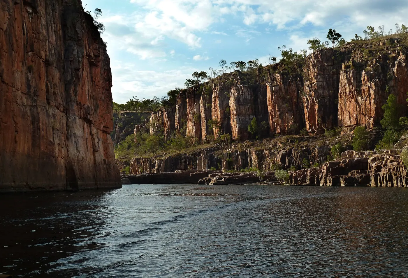 Sandsteinwände der Nitmiluk (Katherine) Gorge