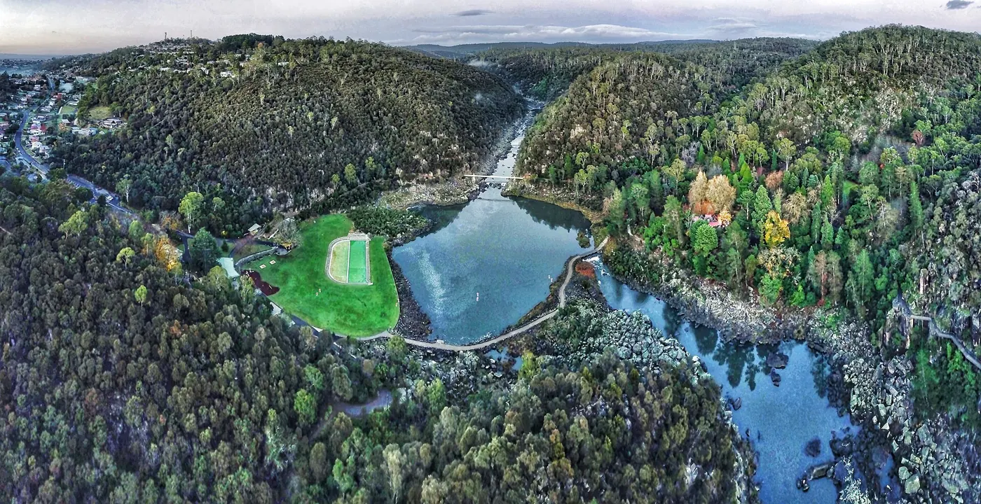Die Cataract Gorge von oben, Launceston
