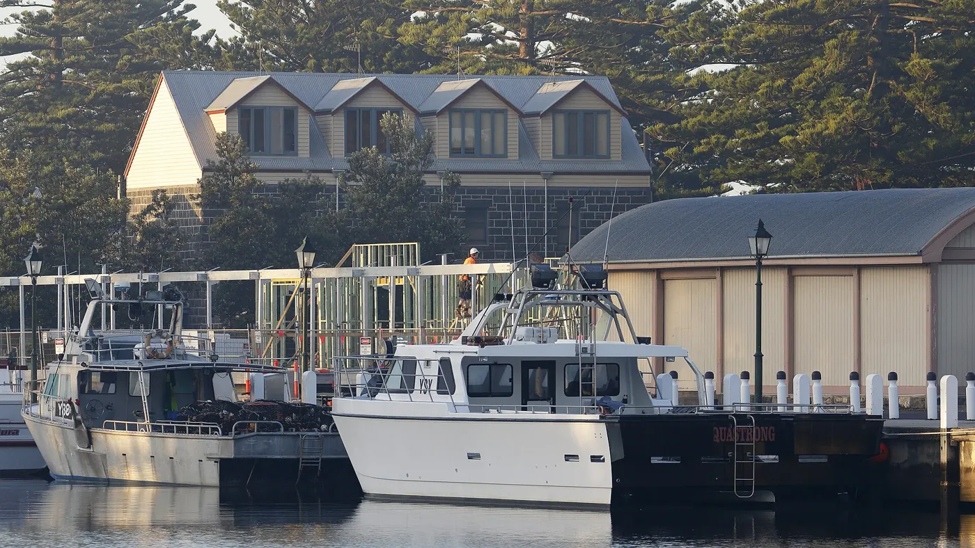 Fischerboote auf dem Moyne River, Port Fairy