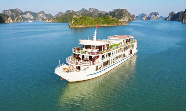 Übernachtungsboot in der Ha Long Bay, Unterkunft bei Asia Experience, 27 Tage Thailand & Vietnam